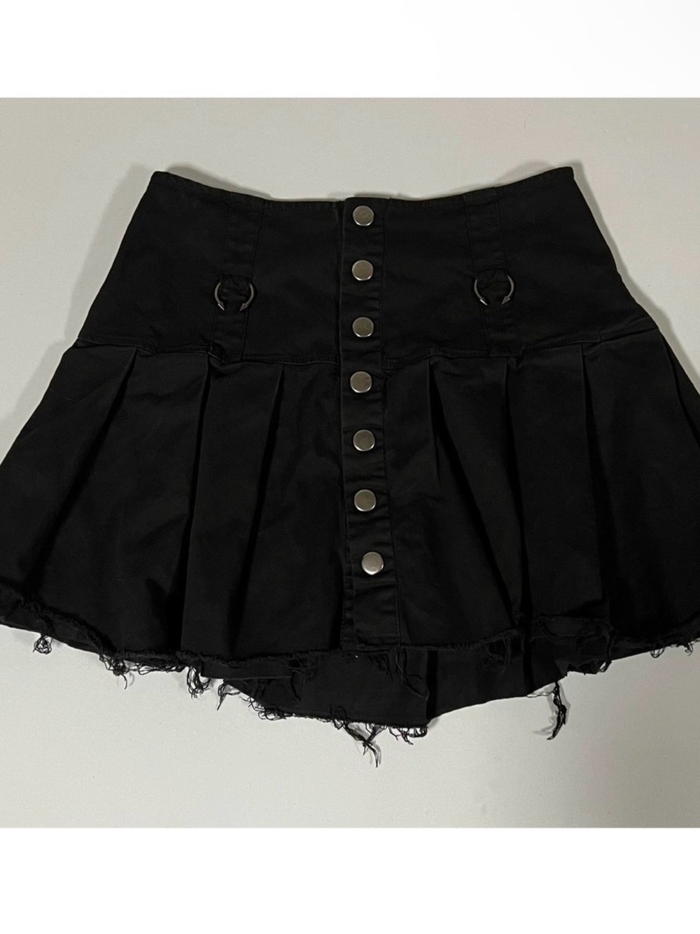 Dolls Kill Current Mood Black Pleated Goth Punk Mini Skirt Bottoms Size S ⛓️